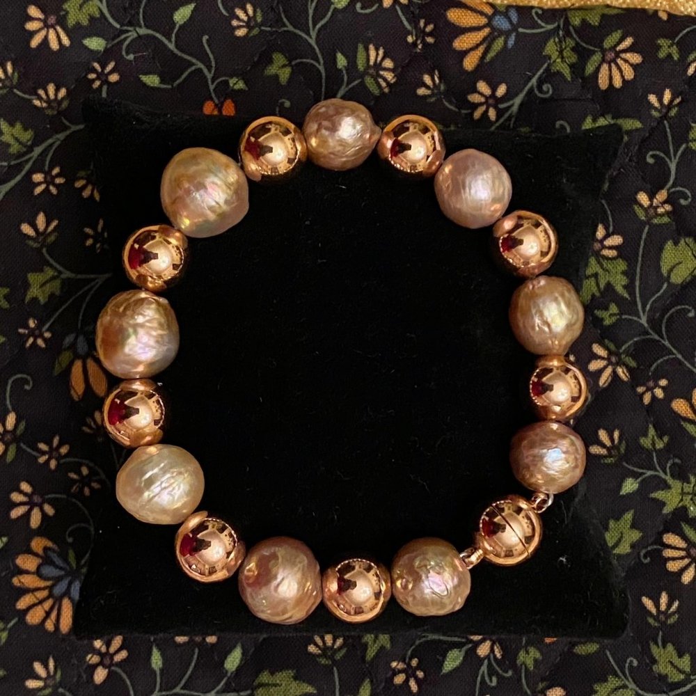 Radiant Honora Ming Pearl and Italian Rose Gold Bronze Bead Bracelet, 6.5"